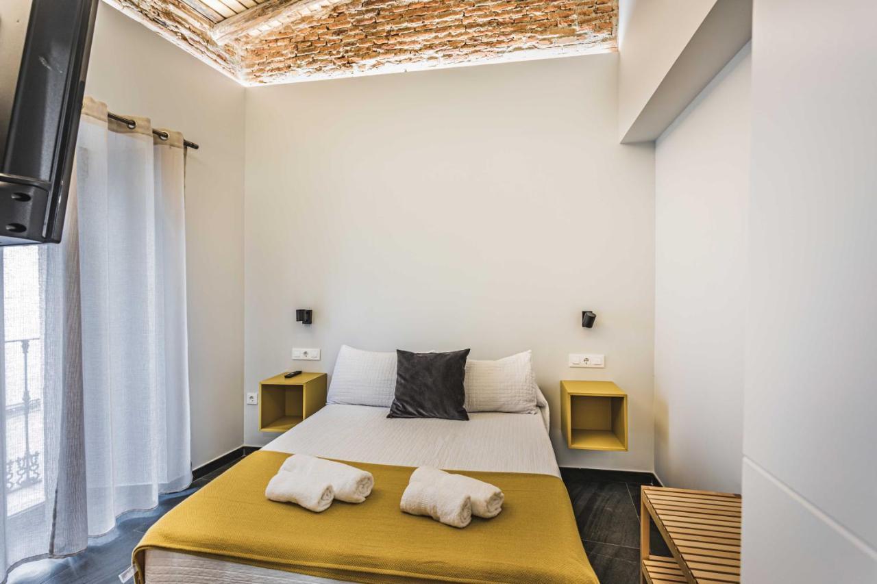 Apartamentos Caceres Central Suites "Torres De Caceres" ภายนอก รูปภาพ