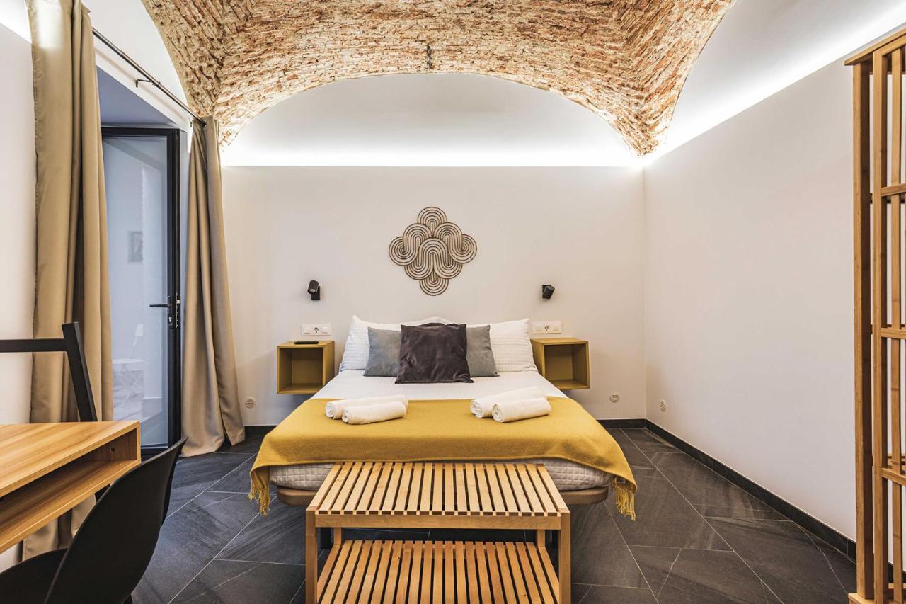 Apartamentos Caceres Central Suites "Torres De Caceres" ภายนอก รูปภาพ