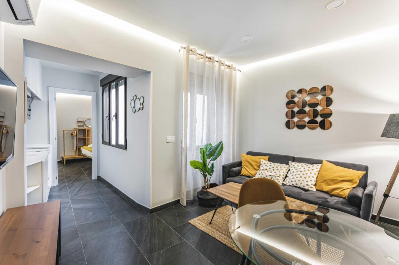 Apartamentos Caceres Central Suites "Torres De Caceres" ภายนอก รูปภาพ